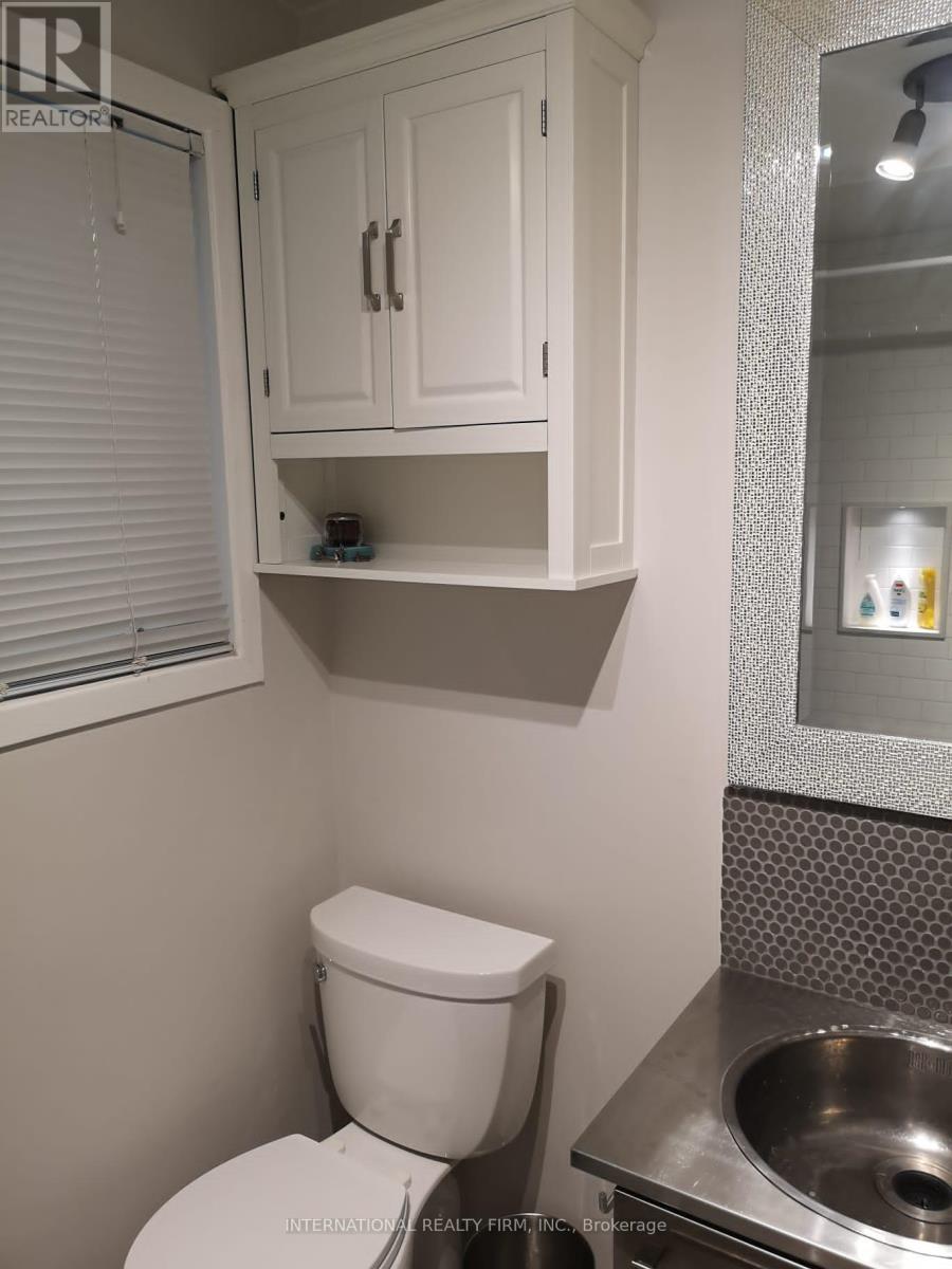 1027 Ferrier Avenue, Innisfil, Ontario  L0L 1W0 - Photo 11 - N12711556