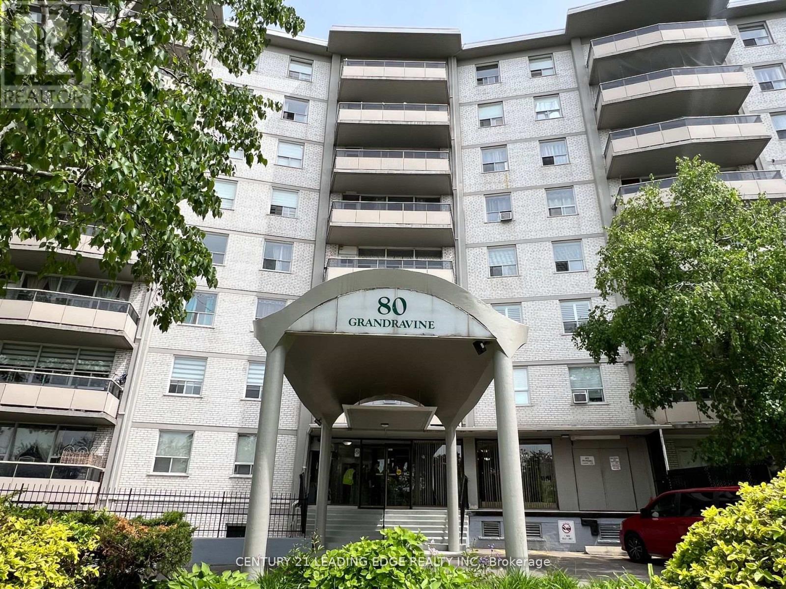 402 - 80 GRANDRAVINE DRIVE, Toronto, Ontario