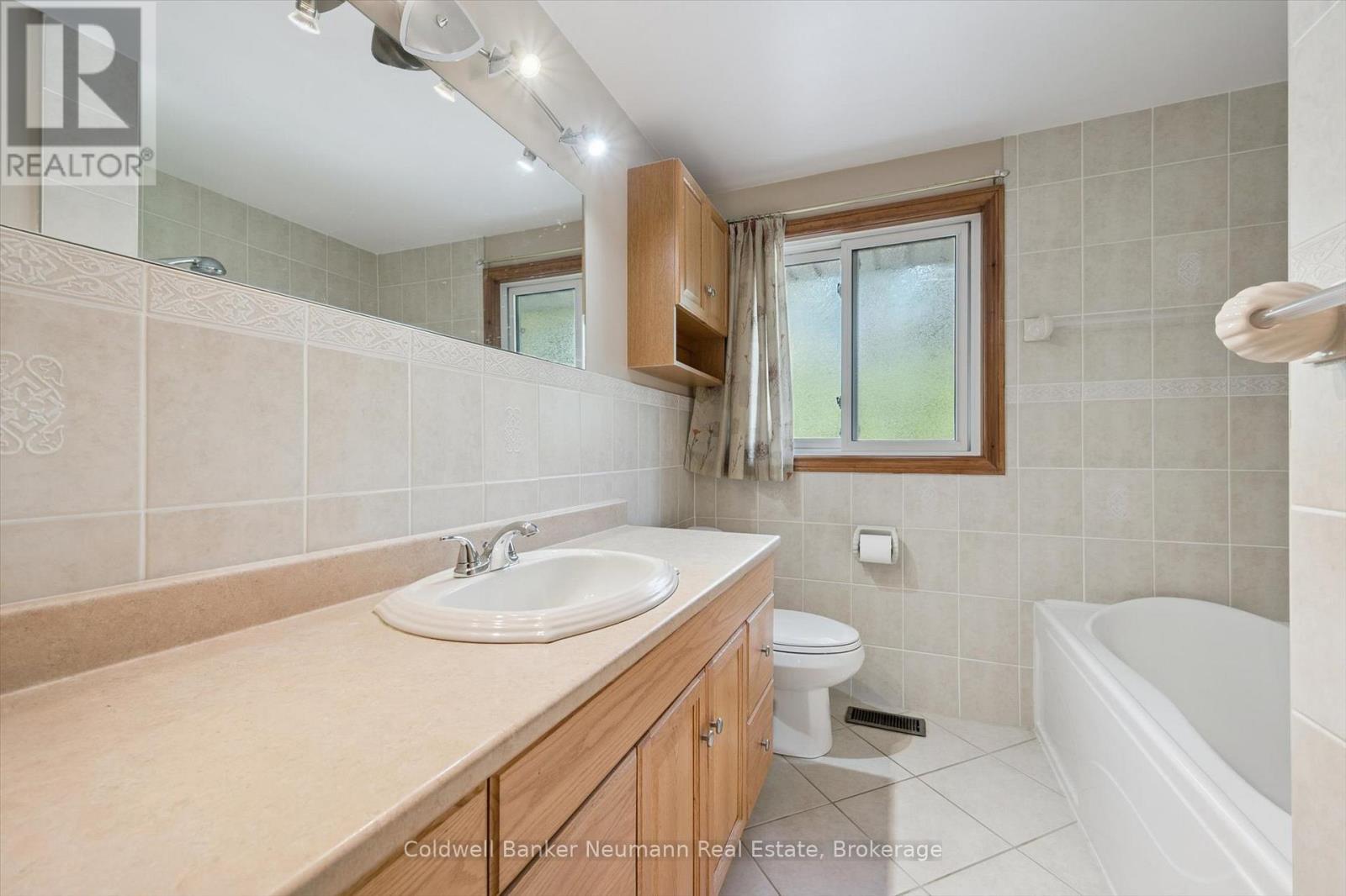 10 Carmine Place, Guelph, Ontario  N1E 3V1 - Photo 29 - X12748830