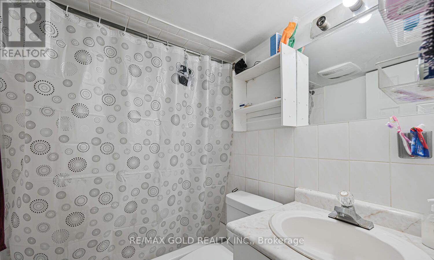 12 Rockrose Drive, Brampton, Ontario  L6R 2Z6 - Photo 42 - W12748658