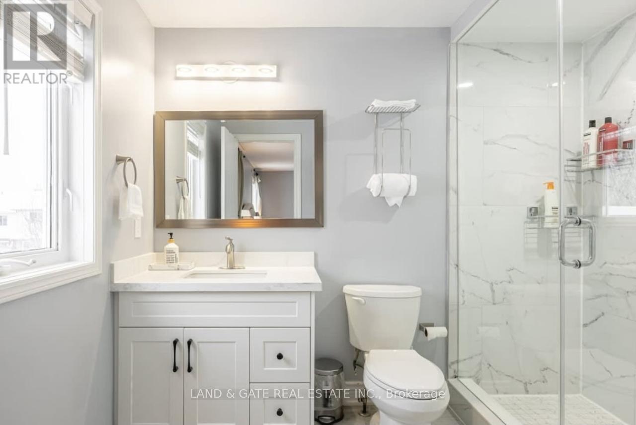 1840 Dalhousie Crescent, Oshawa (Samac), Ontario  L1G 8C5 - Photo 12 - E12748824