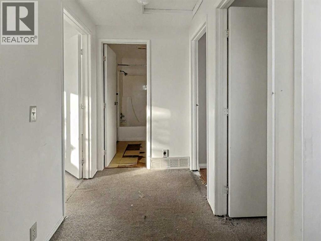 114 Bird Crescent, Fort Mcmurray, Alberta  T9H 4T2 - Photo 14 - A2272955