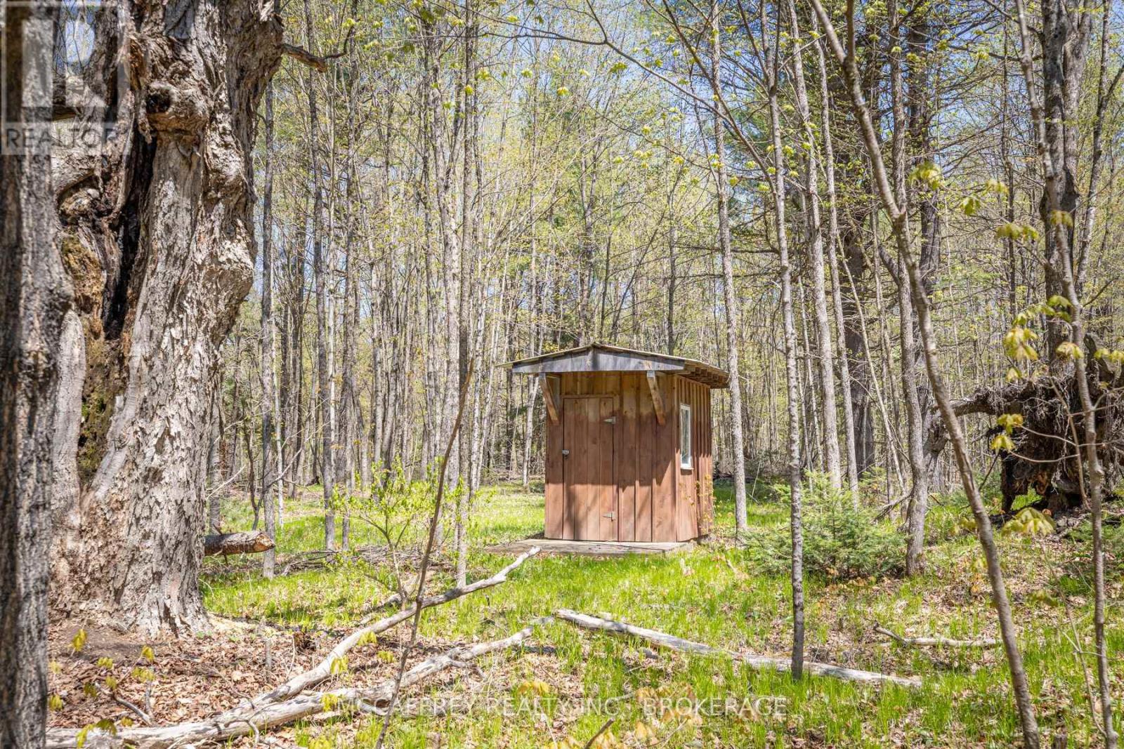 1088 Kashwakamak Lake Road, Frontenac (Frontenac North), Ontario  K0H 1B0 - Photo 21 - X12749142