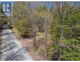 1088 KASHWAKAMAK LAKE ROAD, Frontenac, Ontario