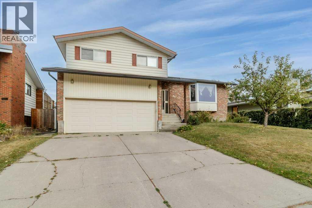 59 Nyman Crescent, Red Deer, Alberta  T4P 1Z5 - Photo 3 - A2261432