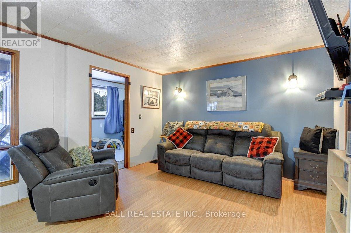 31298 Hwy 28 E, Bancroft, Ontario  K0L 1C0 - Photo 14 - X12748834