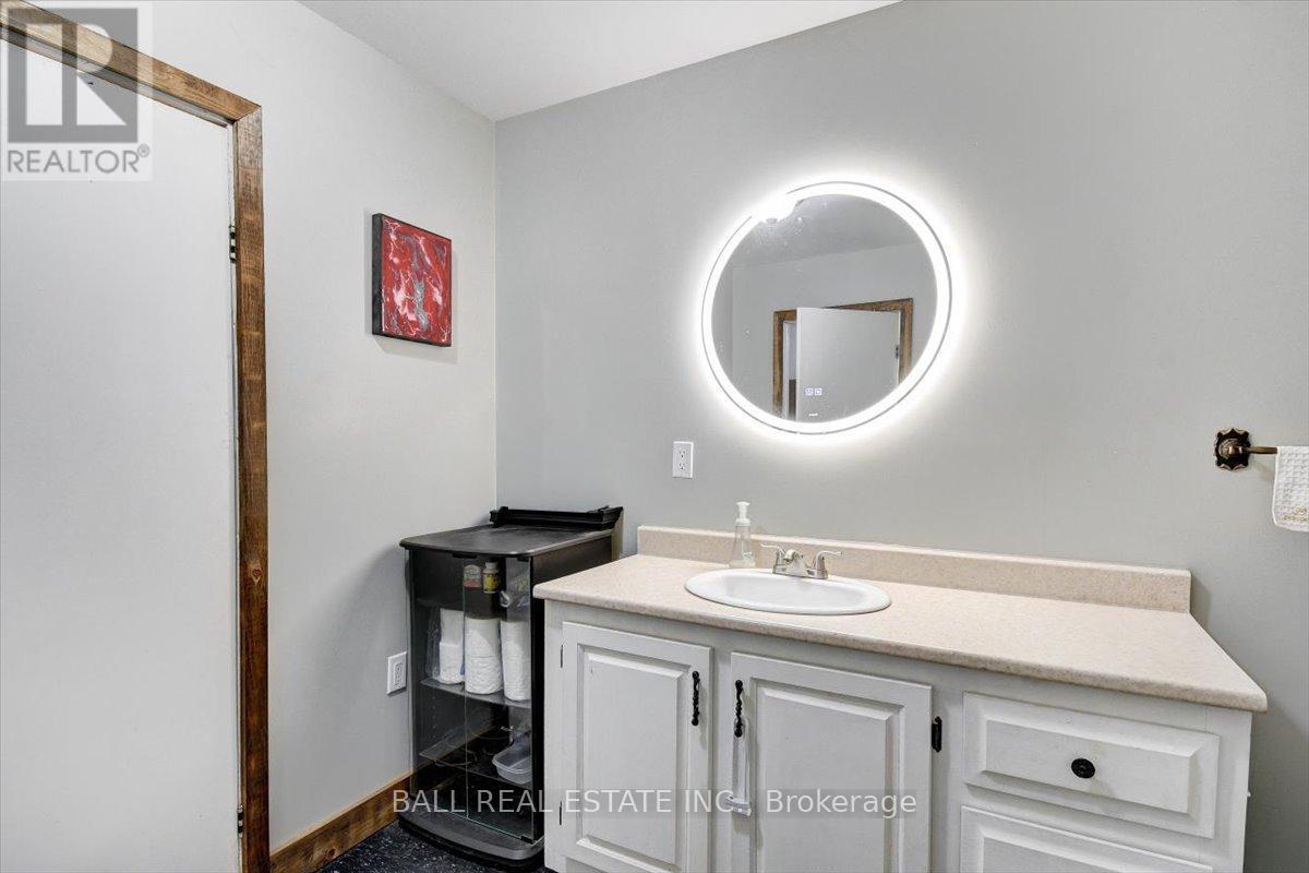 31298 Hwy 28 E, Bancroft, Ontario  K0L 1C0 - Photo 16 - X12748834