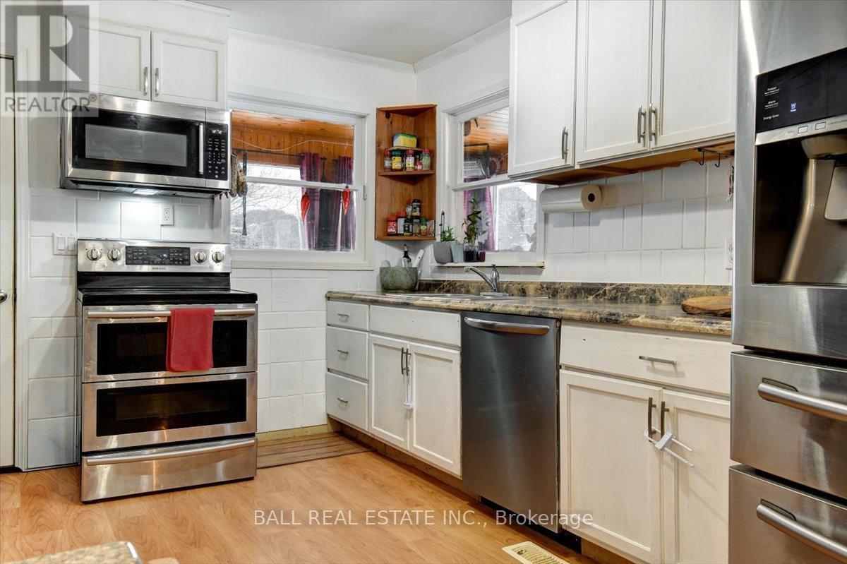 31298 Hwy 28 E, Bancroft, Ontario  K0L 1C0 - Photo 5 - X12748834