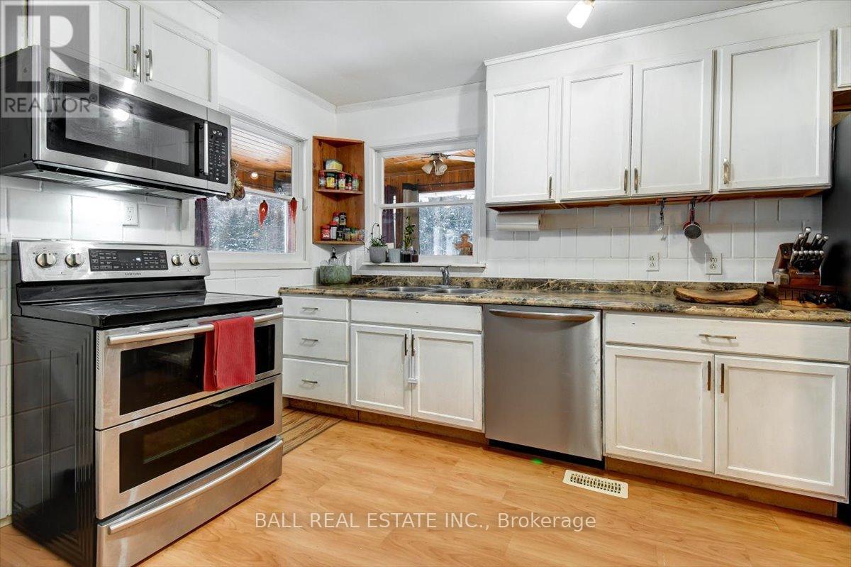 31298 Hwy 28 E, Bancroft, Ontario  K0L 1C0 - Photo 6 - X12748834