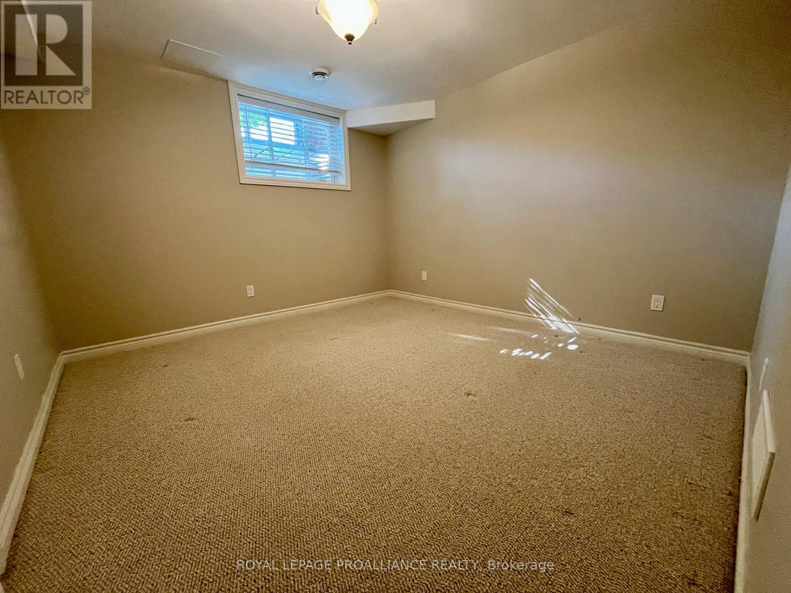 60 Conger Drive, Prince Edward County (Wellington), Ontario  K0K 3L0 - Photo 16 - X12748862