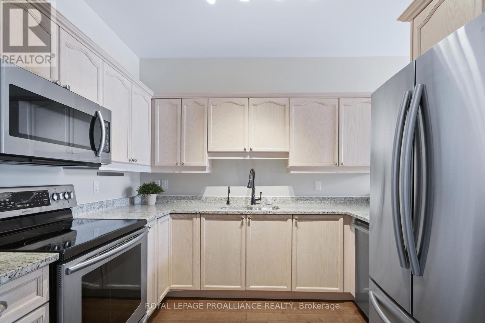 2 - 355 Dundas Street W, Belleville (Belleville Ward), Ontario  K8P 1B3 - Photo 17 - X12748894