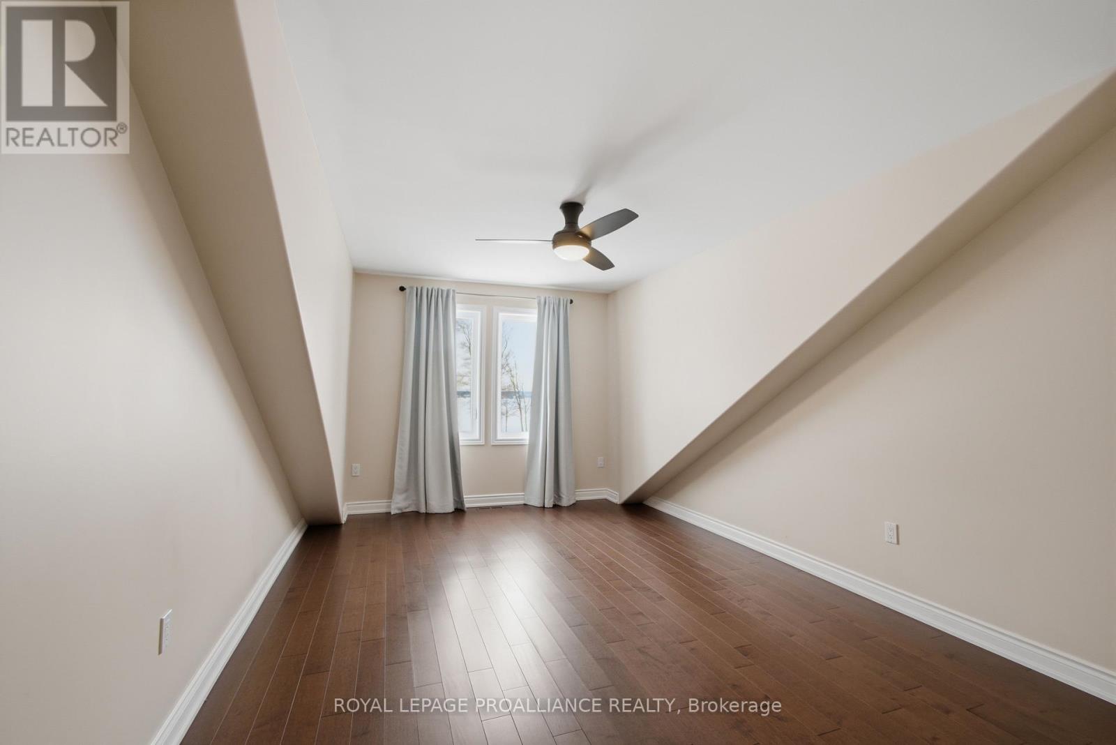 2 - 355 Dundas Street W, Belleville (Belleville Ward), Ontario  K8P 1B3 - Photo 33 - X12748894