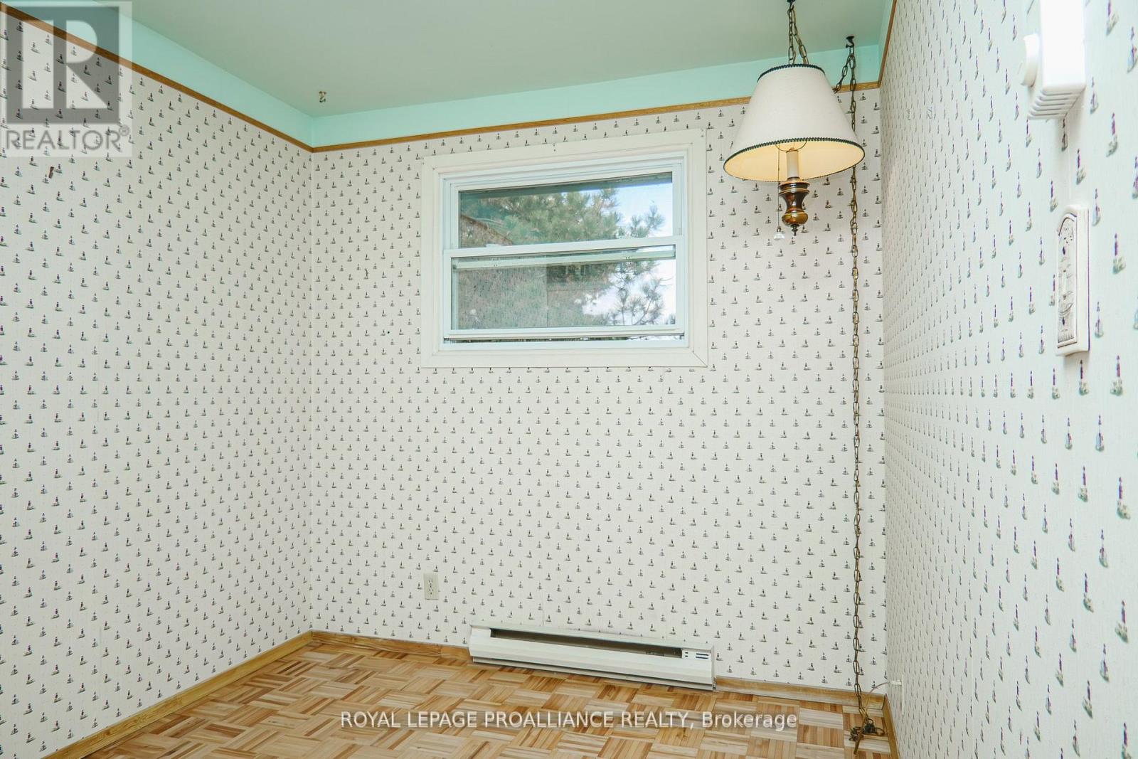 207d North Park Street, Belleville (Belleville Ward), Ontario  K8P 4T9 - Photo 18 - X12749146