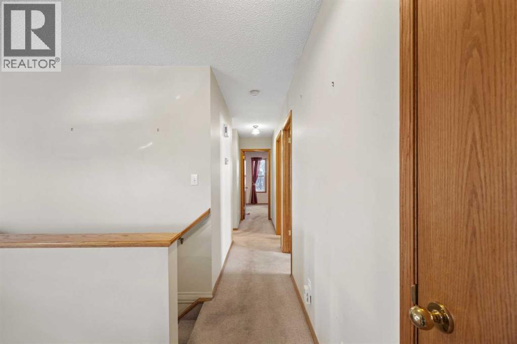 220 Sunset Place, Okotoks, Alberta  T1S 1P3 - Photo 24 - A2268466