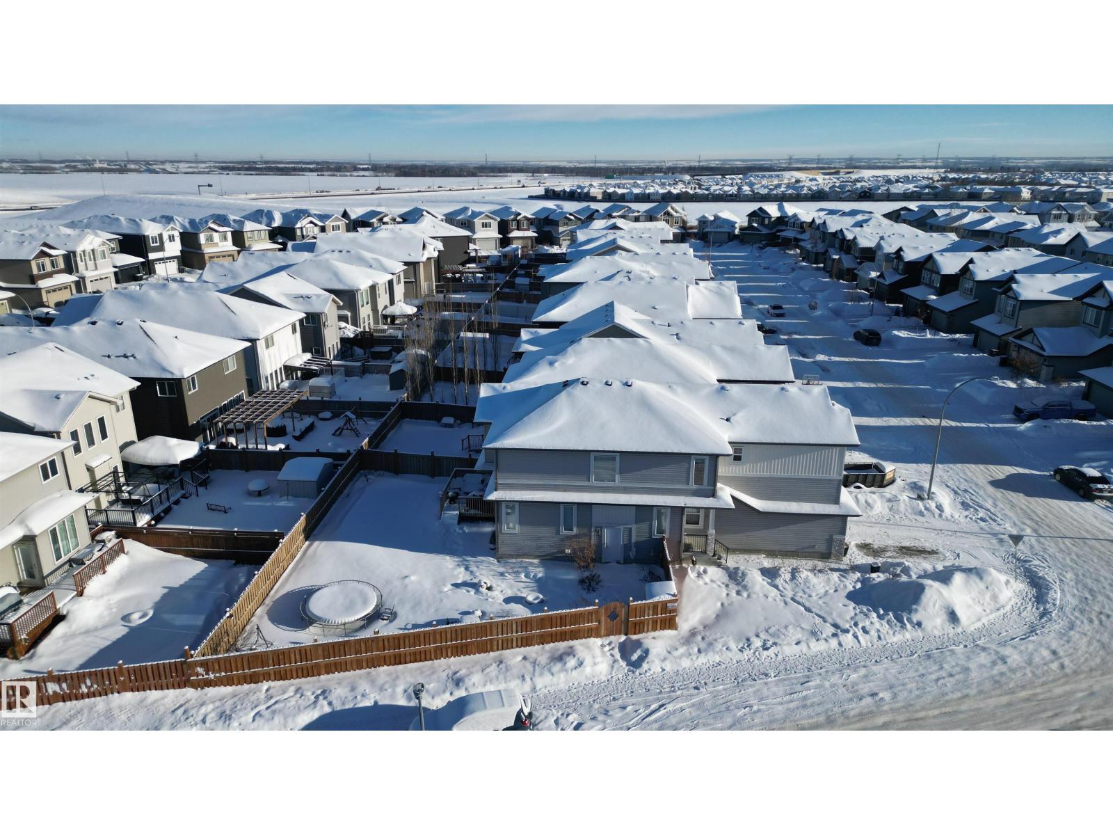 5788 175b Av Nw, Edmonton, Alberta  T5Y 0V2 - Photo 3 - E4469683