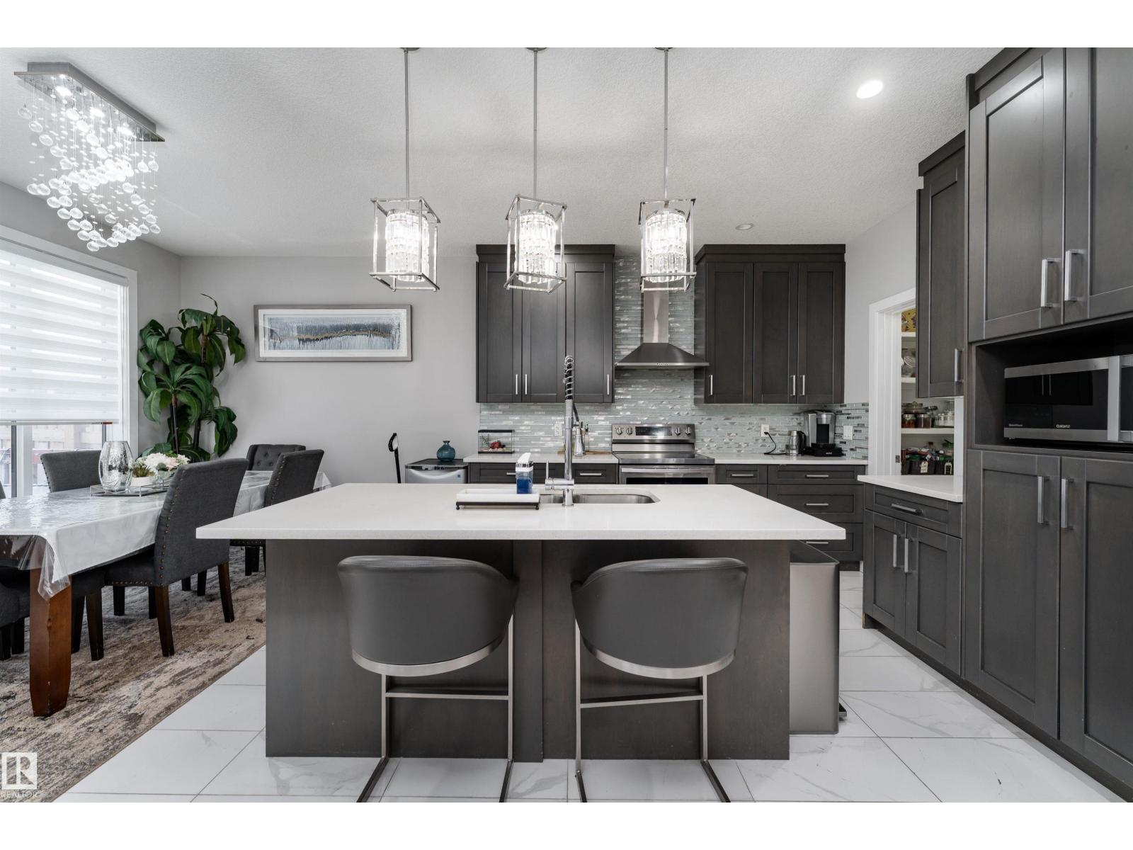 5788 175b Av Nw, Edmonton, Alberta  T5Y 0V2 - Photo 8 - E4469683