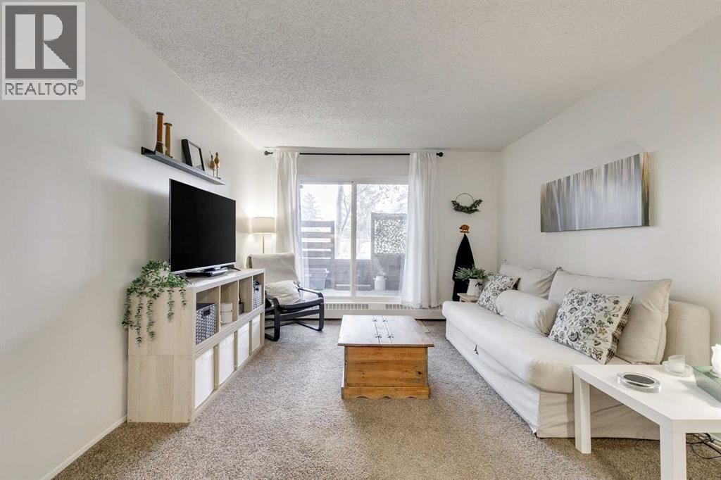 112, 20 Dover Point Se, Calgary, Alberta  T2B 3K3 - Photo 4 - A2274418