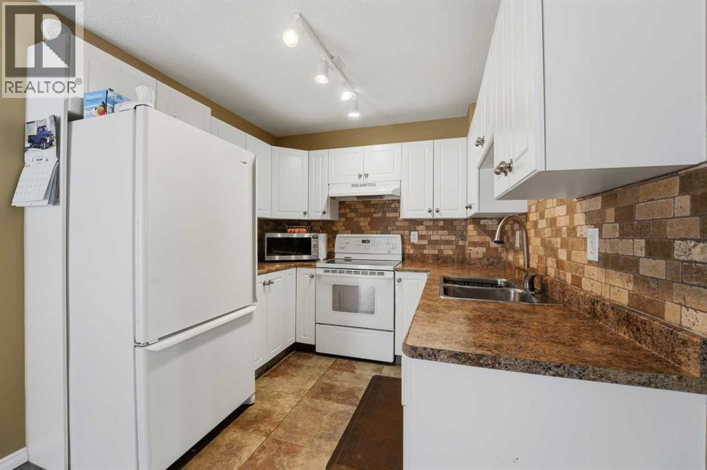 32, 73 Addington Drive, Red Deer, Alberta  T4R 2Z6 - Photo 9 - A2276416