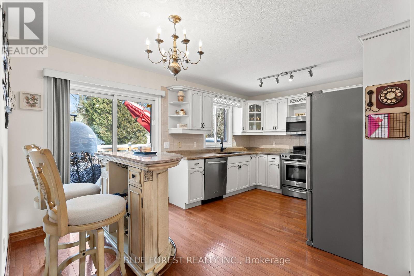 632 Thornwood Drive, London North, Ontario  N6H 5J6 - Photo 15 - X12748882