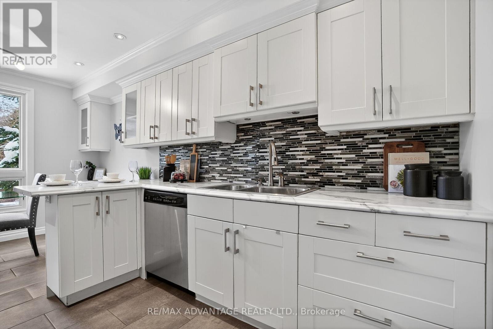 359 Everglade Crescent, London North (North P), Ontario  N6H 4M8 - Photo 16 - X12748900