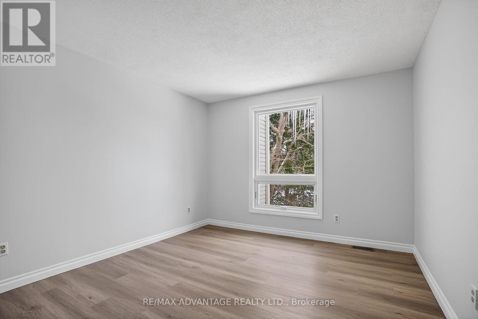 359 Everglade Crescent, London North (North P), Ontario  N6H 4M8 - Photo 20 - X12748900