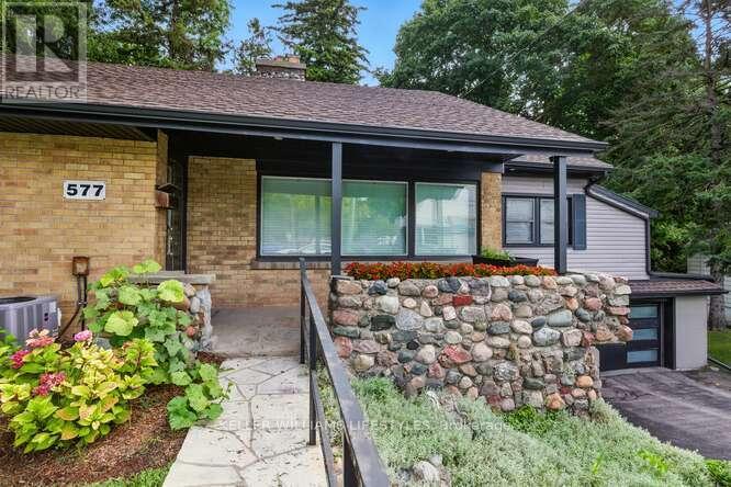 577 Wonderland Road N, London North, Ontario  N6H 3E2 - Photo 2 - X12748918