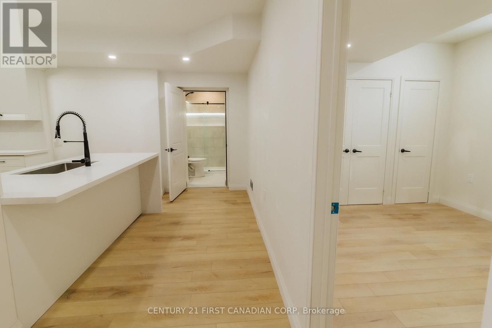 Upper - 828 Kleinburg Drive, London North (North B), Ontario  N5X 3Z1 - Photo 49 - X12749044