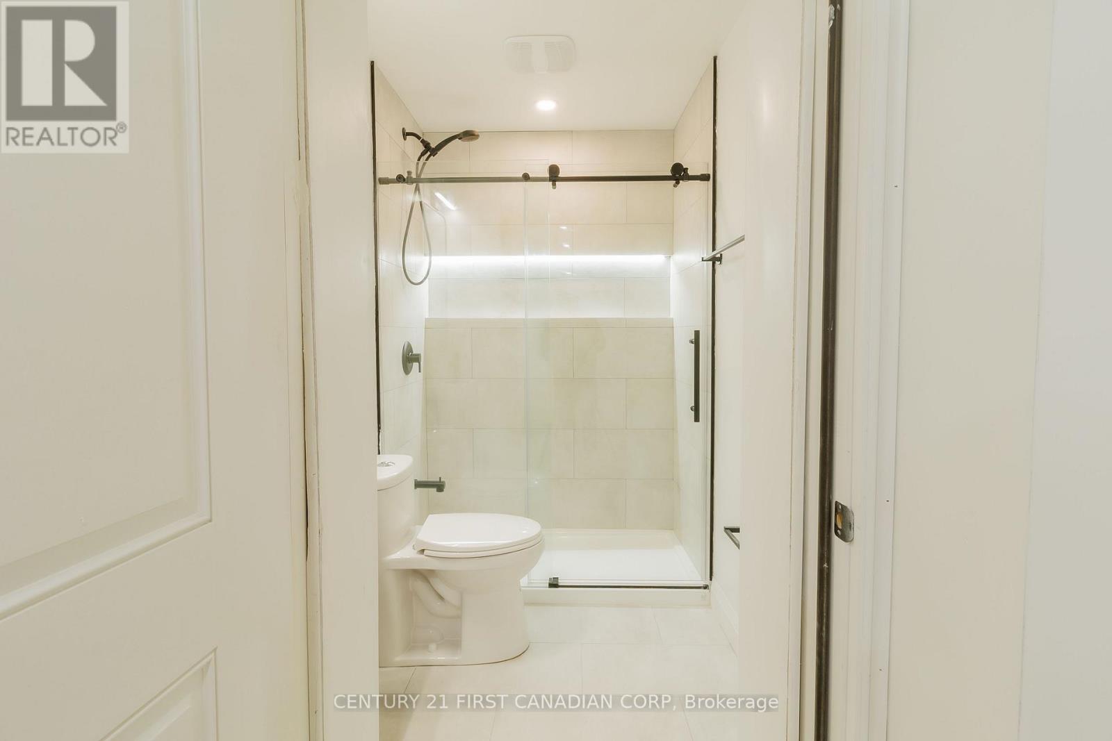 Upper - 828 Kleinburg Drive, London North (North B), Ontario  N5X 3Z1 - Photo 50 - X12749044