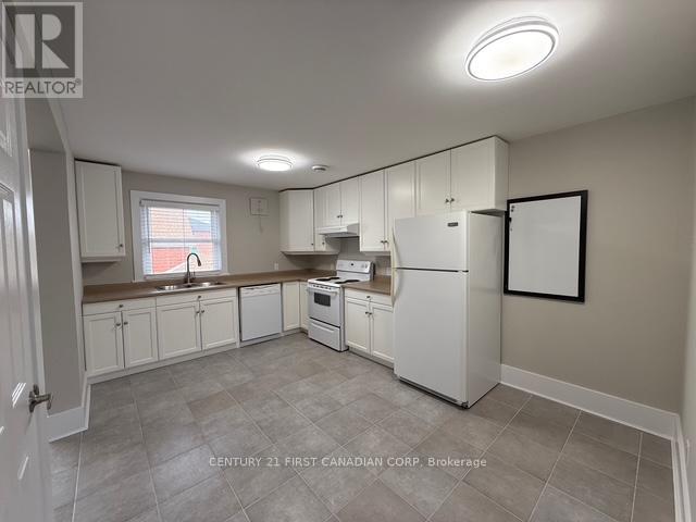 A - 59 Fifth Avenue, St. Thomas, Ontario  N5R 4C7 - Photo 7 - X12749080