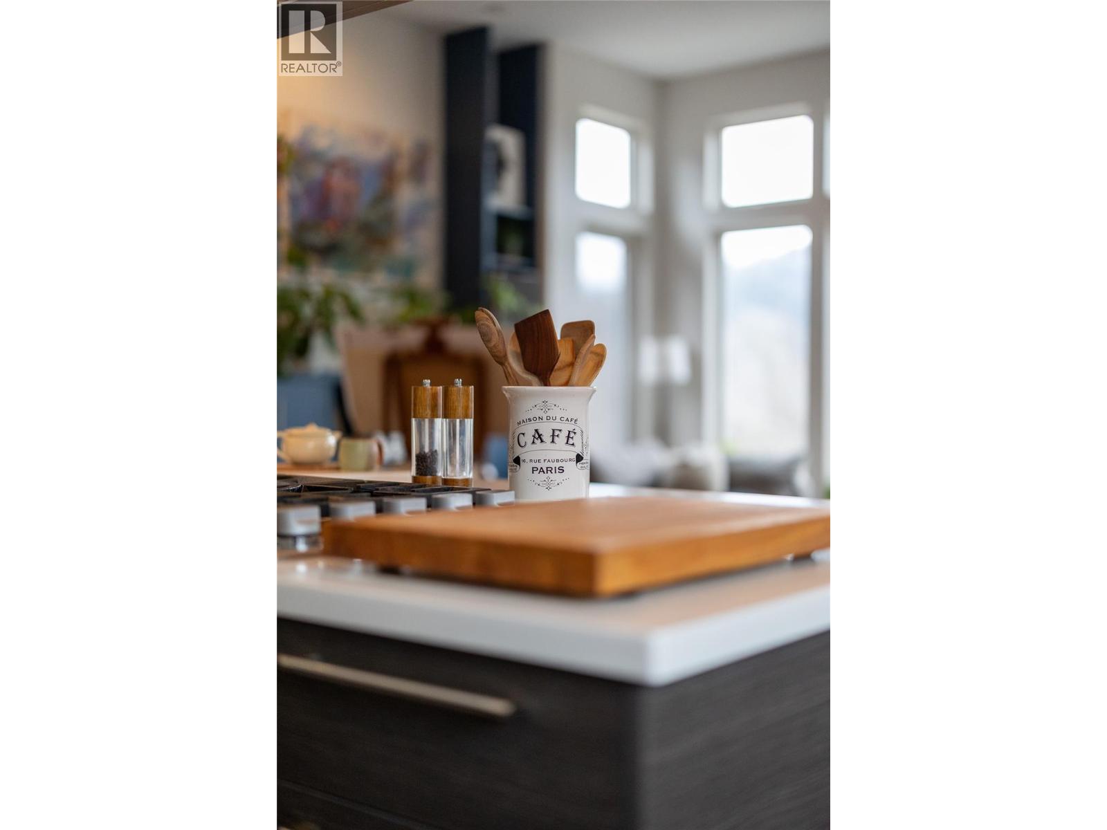 610 Wasson Street, Nelson, British Columbia V1L 3G7 - Photo 14 - 10372071