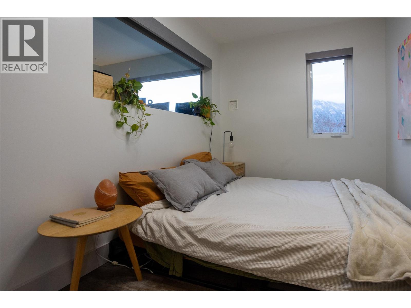 610 Wasson Street, Nelson, British Columbia V1L 3G7 - Photo 37 - 10372071