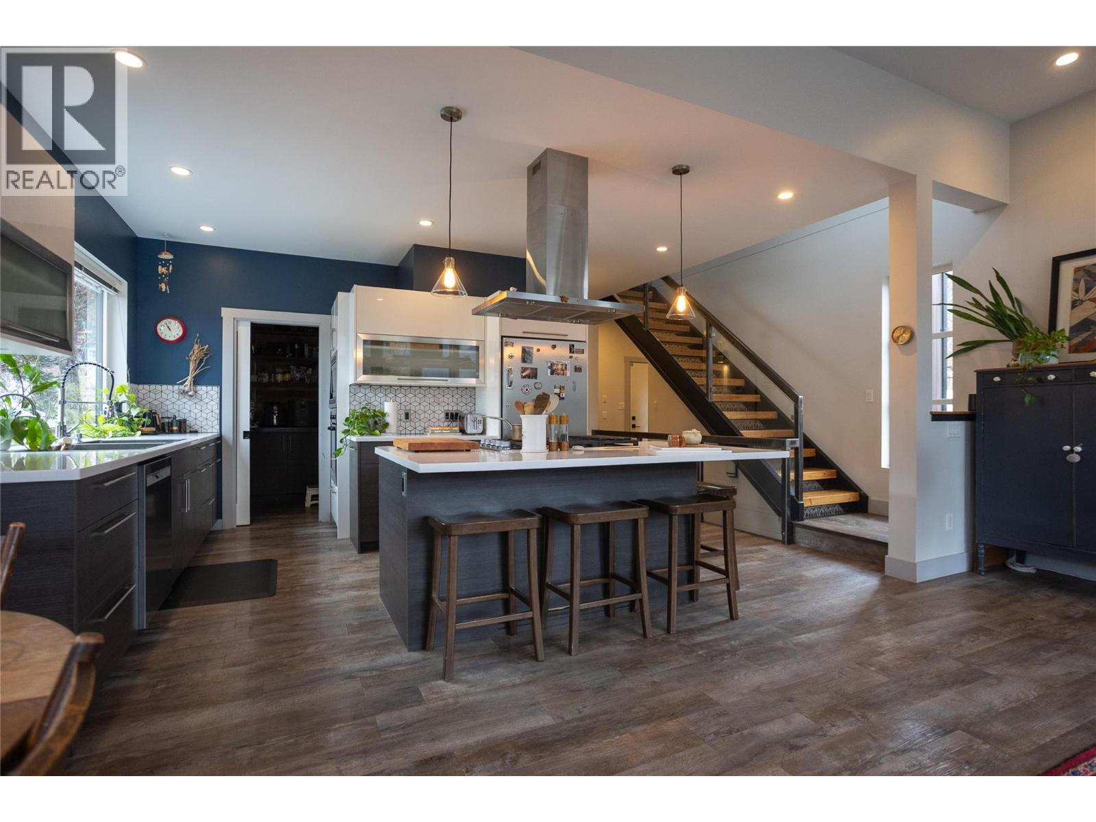 610 Wasson Street, Nelson, British Columbia V1L 3G7 - Photo 21 - 10372071