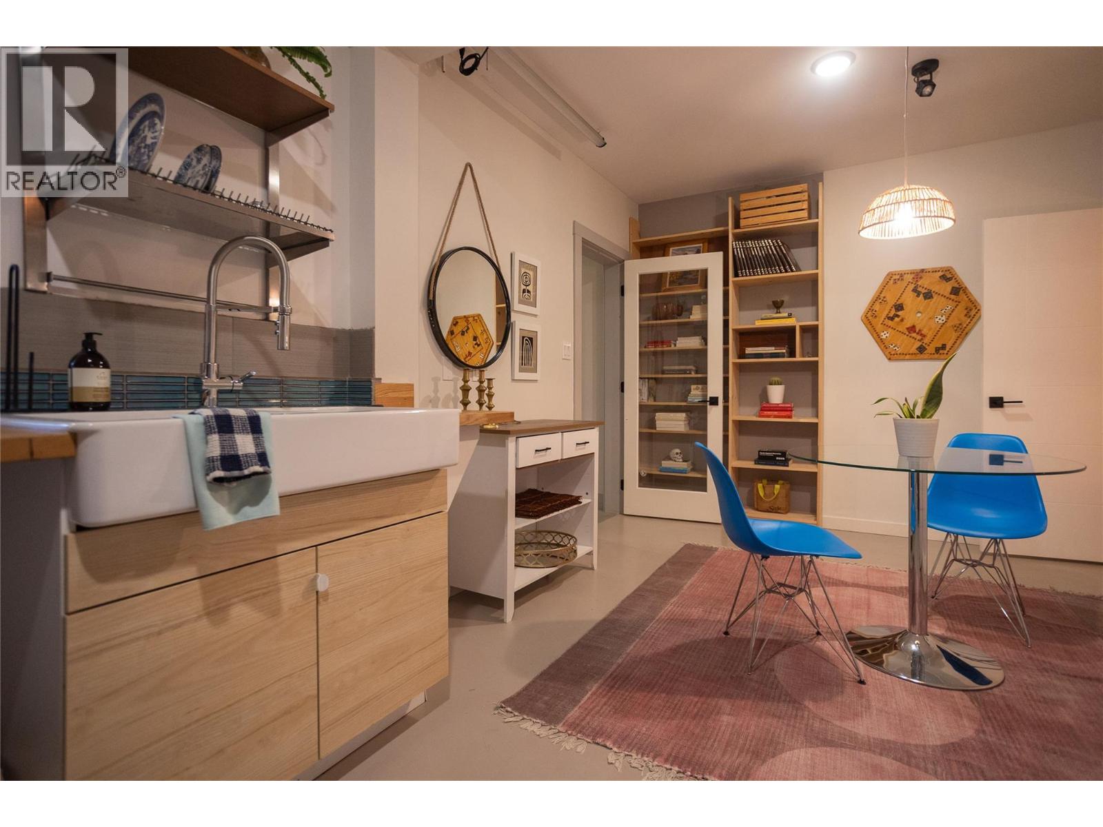 610 Wasson Street, Nelson, British Columbia V1L 3G7 - Photo 55 - 10372071