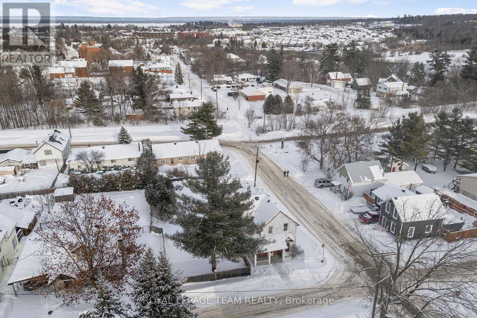 48 Havey Street, Arnprior, Ontario  K7S 1G7 - Photo 4 - X12748826