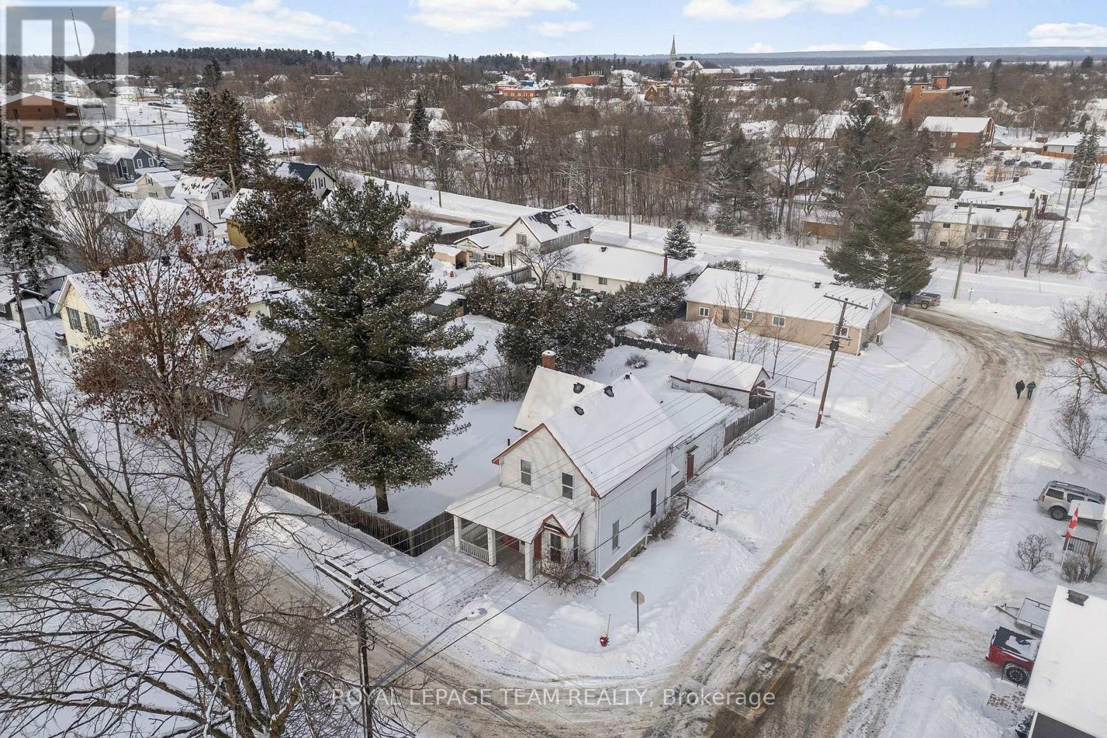 48 Havey Street, Arnprior, Ontario  K7S 1G7 - Photo 5 - X12748826