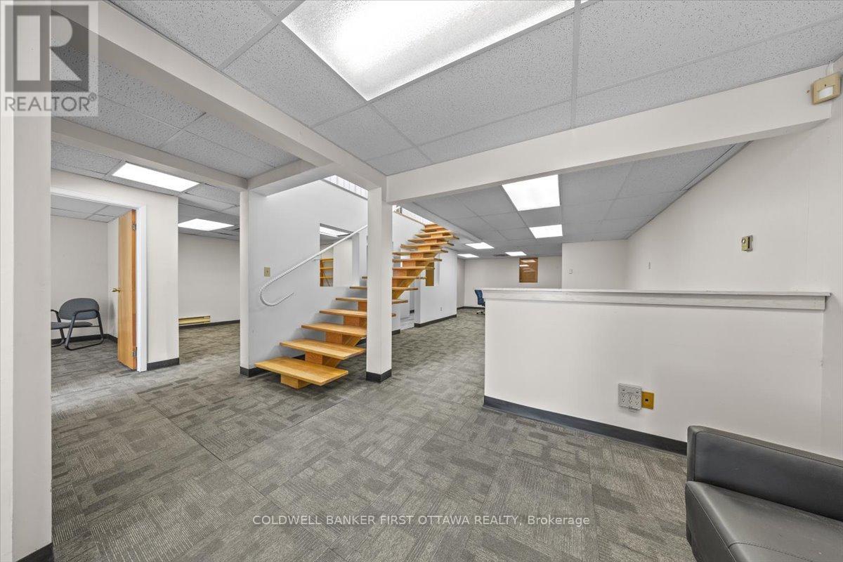 18 - 77 Auriga Drive, Ottawa, Ontario  K2E 7Z7 - Photo 3 - X12748934