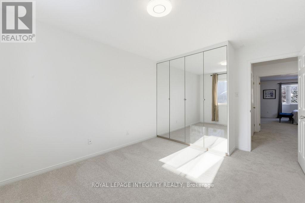 32 Central Park Drive, Ottawa, Ontario  K2C 4A3 - Photo 40 - X12749002