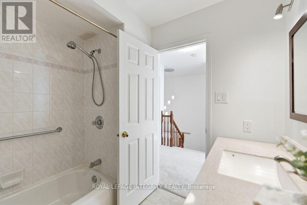 32 Central Park Drive, Ottawa, Ontario  K2C 4A3 - Photo 42 - X12749002