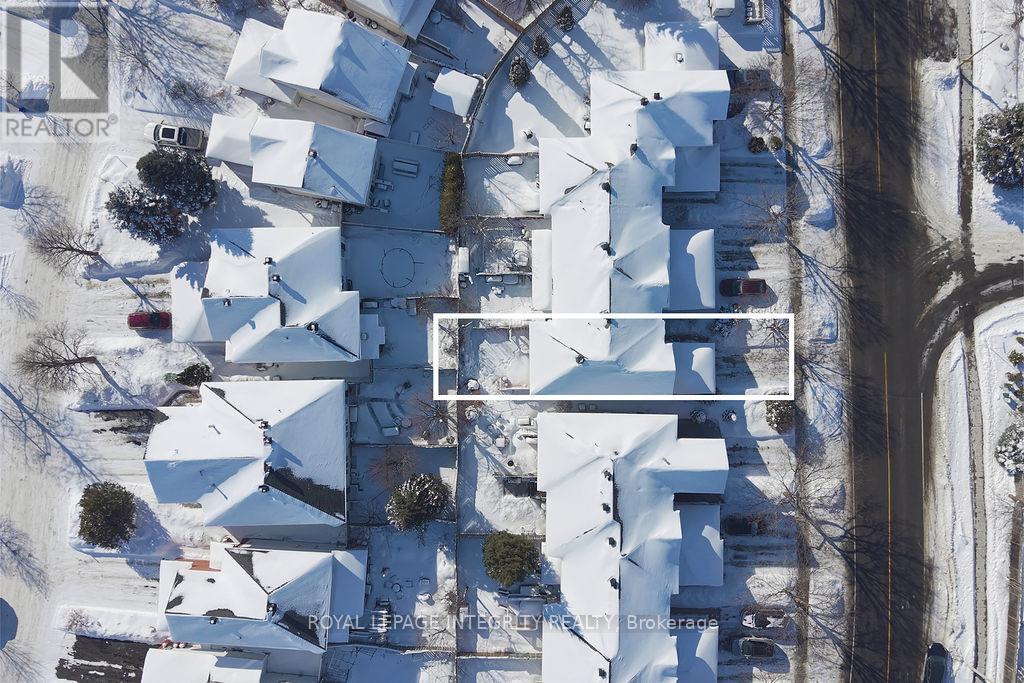 32 Central Park Drive, Ottawa, Ontario  K2C 4A3 - Photo 48 - X12749002