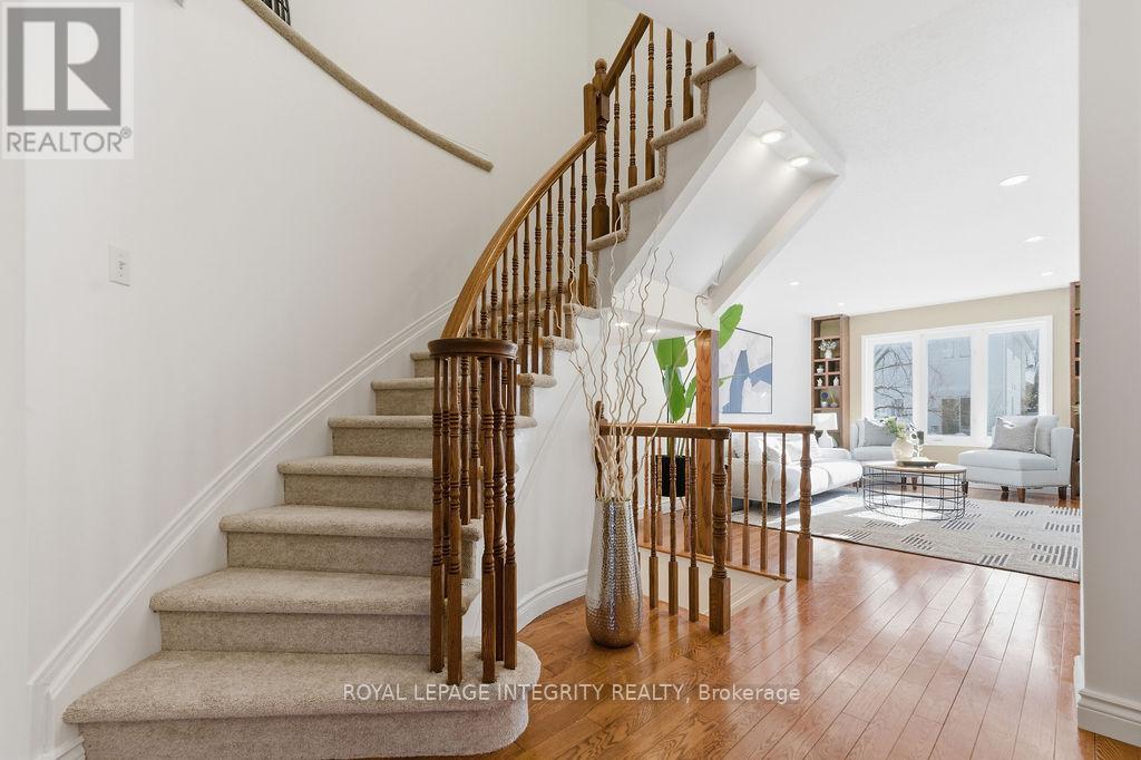 32 Central Park Drive, Ottawa, Ontario  K2C 4A3 - Photo 7 - X12749002