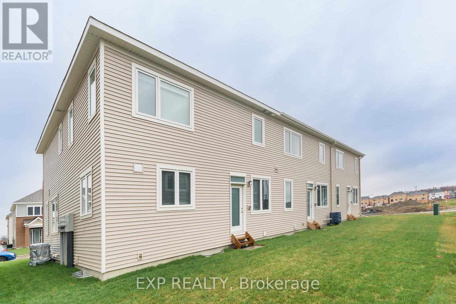 516 Loury Row, Ottawa, Ontario  K1W 0M7 - Photo 26 - X12749036