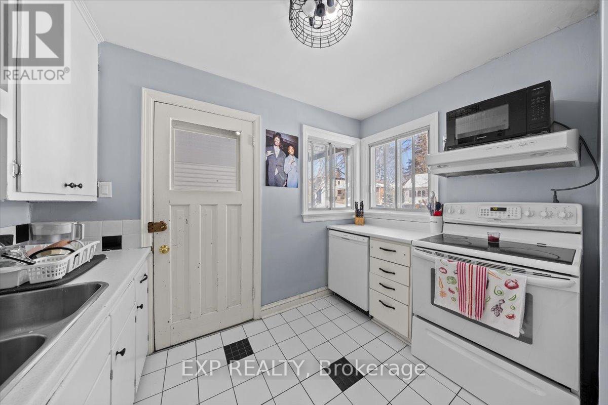 494 Wentworth Avenue, Ottawa, Ontario  K2B 5K1 - Photo 8 - X12749072