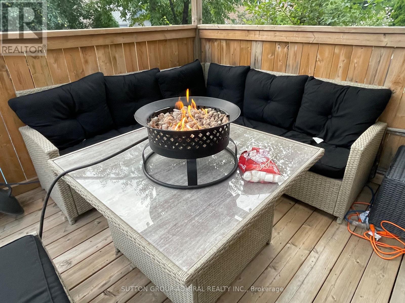 119 Foxfield Crescent, Vaughan, Ontario  L4K 5E7 - Photo 38 - N12736410