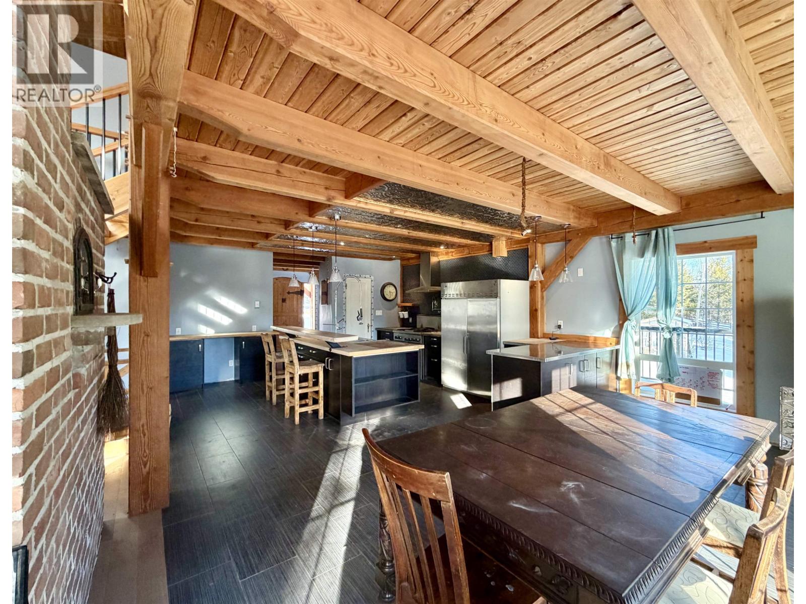 6995 Colgan Road, 100 Mile House, British Columbia  V0K 1X1 - Photo 8 - R3085239