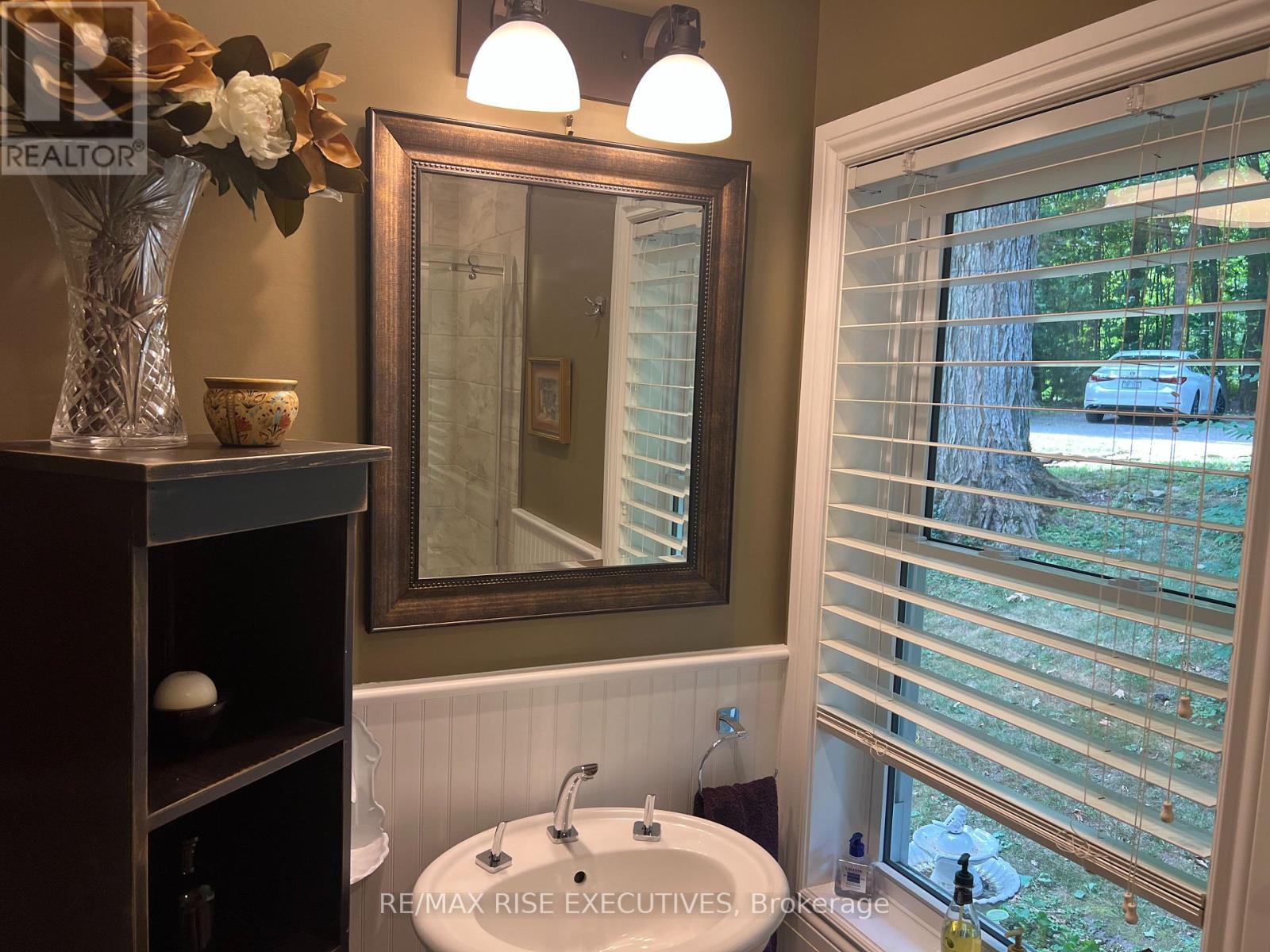 105 Fraser Lane, Elizabethtown-Kitley, Ontario  K6V 7E2 - Photo 14 - X12276546