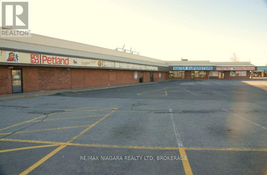 5 - 318 Ontario Street, St. Catharines (Haig), Ontario  L2R 5L8 - Photo 2 - X12748916