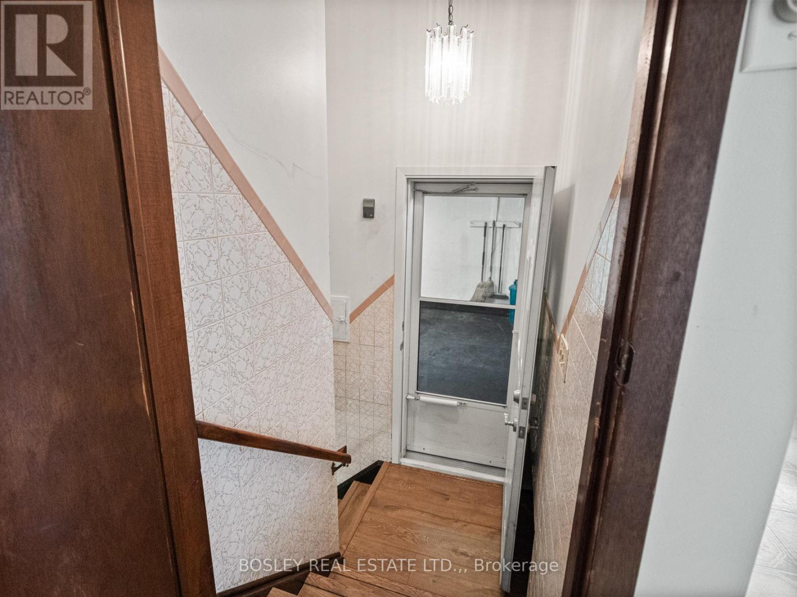 276 Gross Avenue, Welland, Ontario  L3C 2V2 - Photo 12 - X12749054