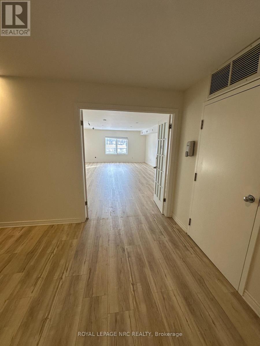 12 - 2722 Saint Paul Avenue, Niagara Falls (Church's Lane), Ontario  L2J 2L4 - Photo 3 - X12749088