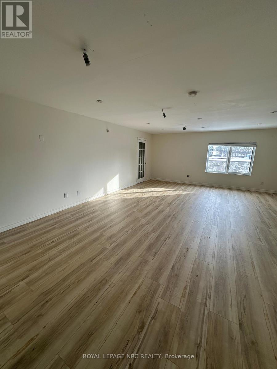 12 - 2722 Saint Paul Avenue, Niagara Falls (Church's Lane), Ontario  L2J 2L4 - Photo 4 - X12749088