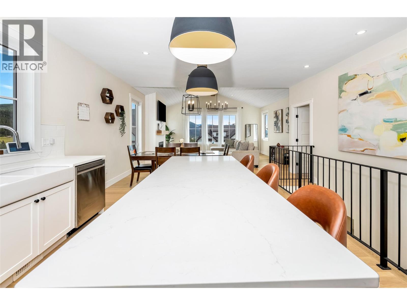 109 Whitefish Road, Vernon, British Columbia  V1B 3M5 - Photo 8 - 10374516